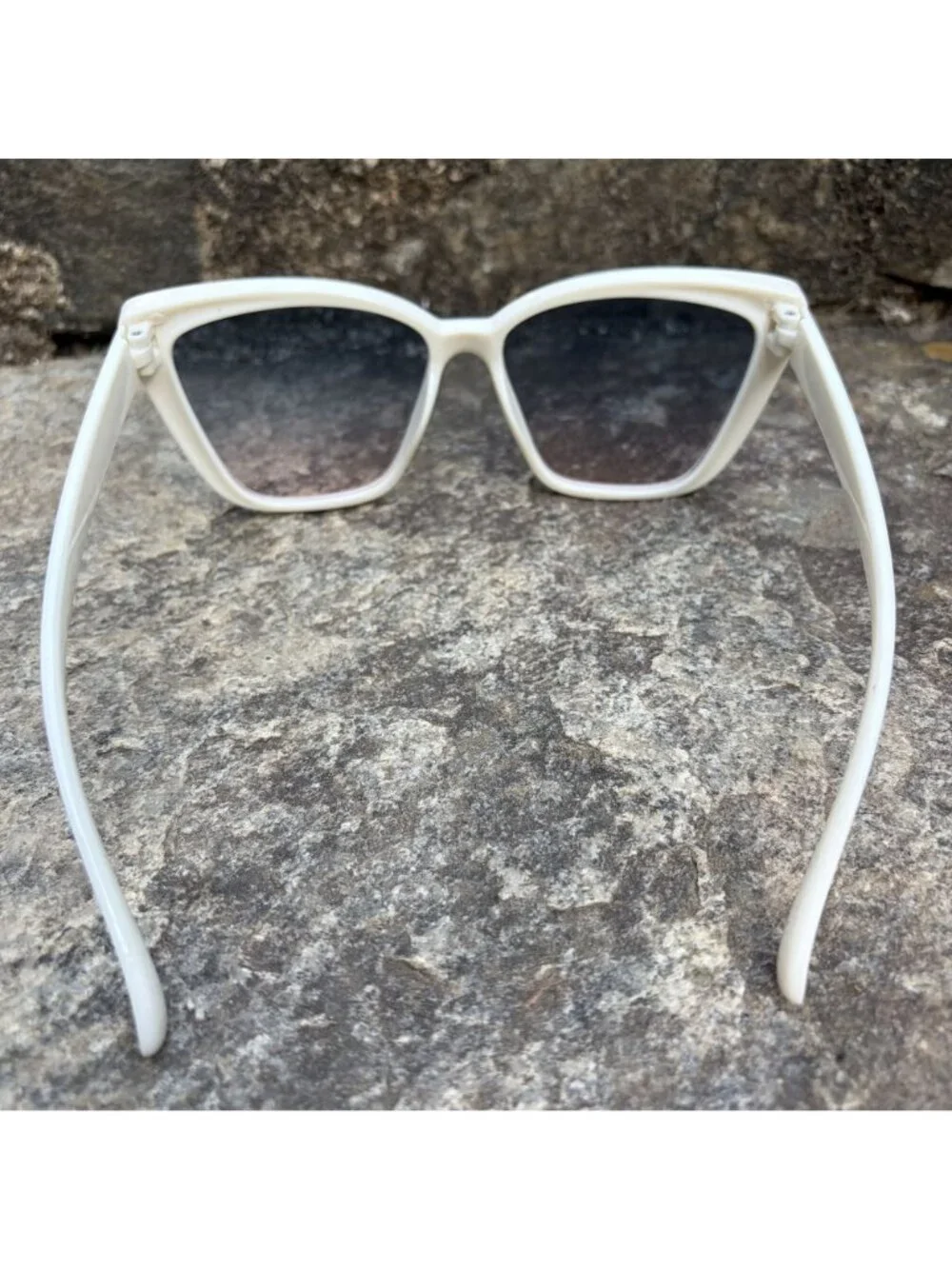 Vintage Cream Cat Eye Sunglasses Retro Oversized Mod Style Gradient Lenses NEW